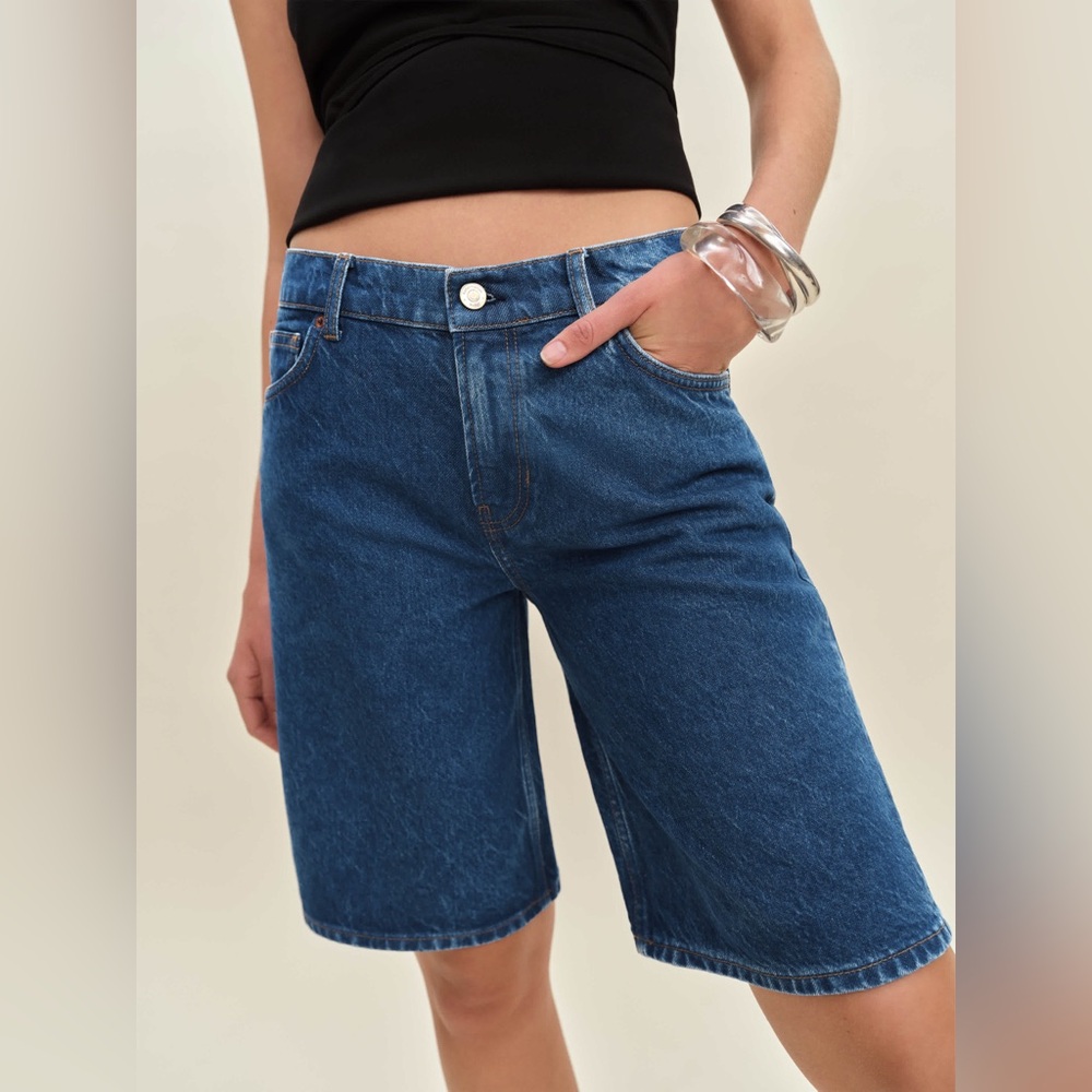 Reformation Finley Low Rise 11" Baggy Jorts Blue - Size 34